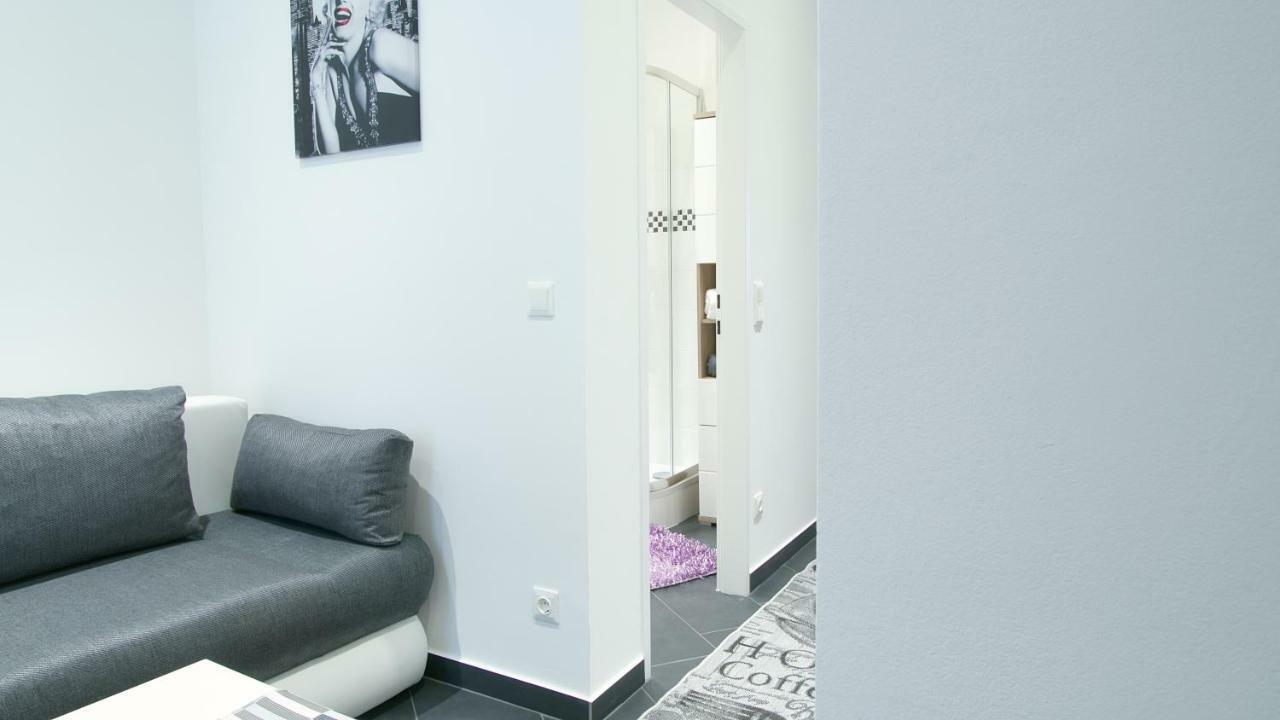 Lotus Apartment Vienna Luaran gambar