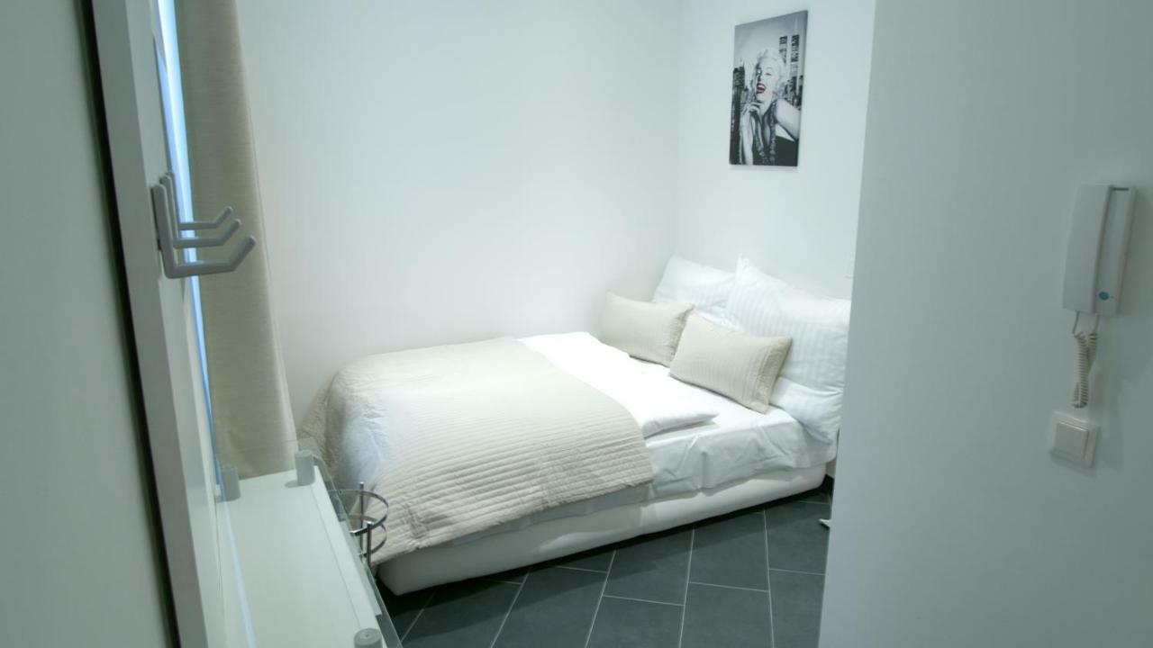 Lotus Apartment Vienna Luaran gambar